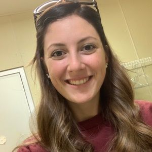 Meet your Posher, Mae